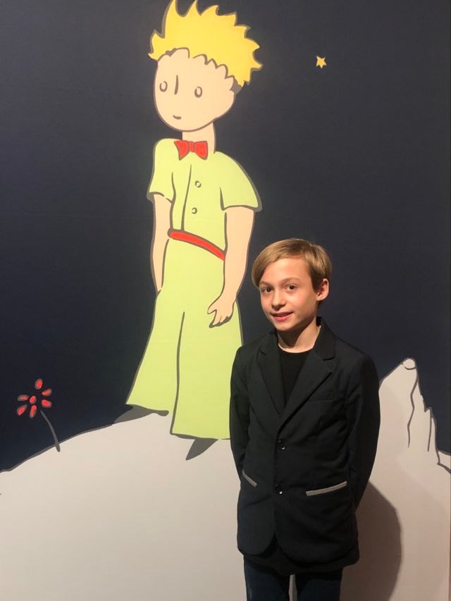 Alexis a découvert l'exposition Le Petit Prince parmi les hommes, à Brussels Expo. "Je connaissais l'histoire mais pas son auteur".