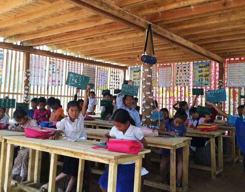 Asie: une école pour apprendre aussi à recycler