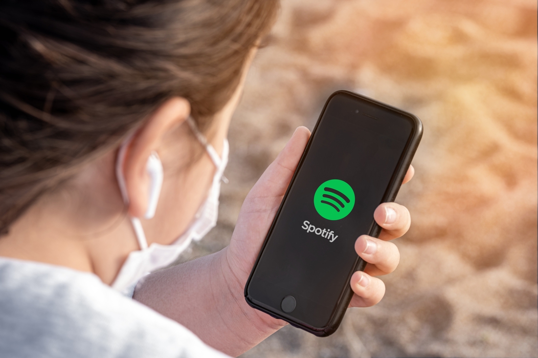 Covid-19: quitter Spotify  pour protester?