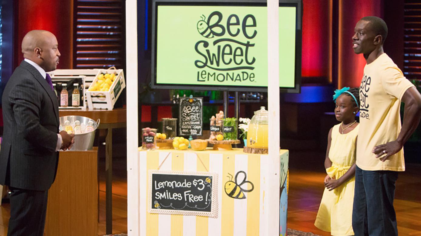 Mikaila vend sa limonade  pour sauver les abeilles