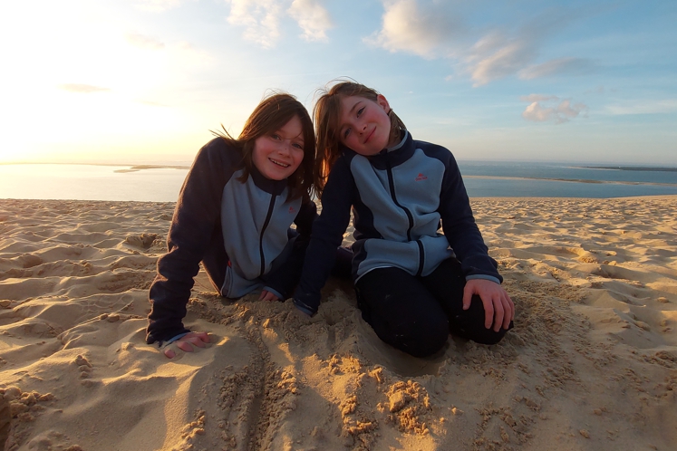 Jill et Olivia sur la dune du Pilat