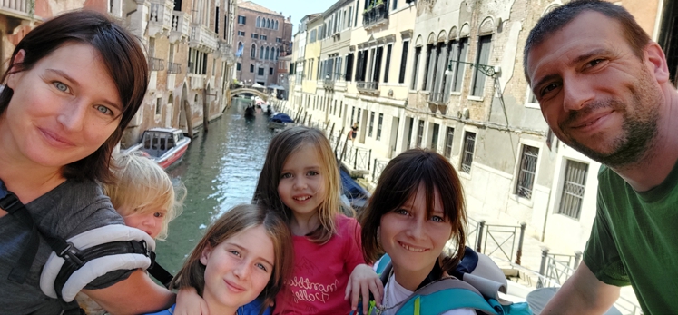 VIDEO | Olivia et Jill sont à Venise