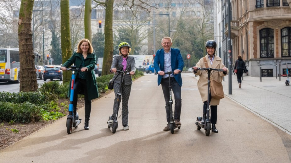 Les 4 ministres de la mobilité espèrent que cela améliorera la cohabitation avec les piétons et vélos.
