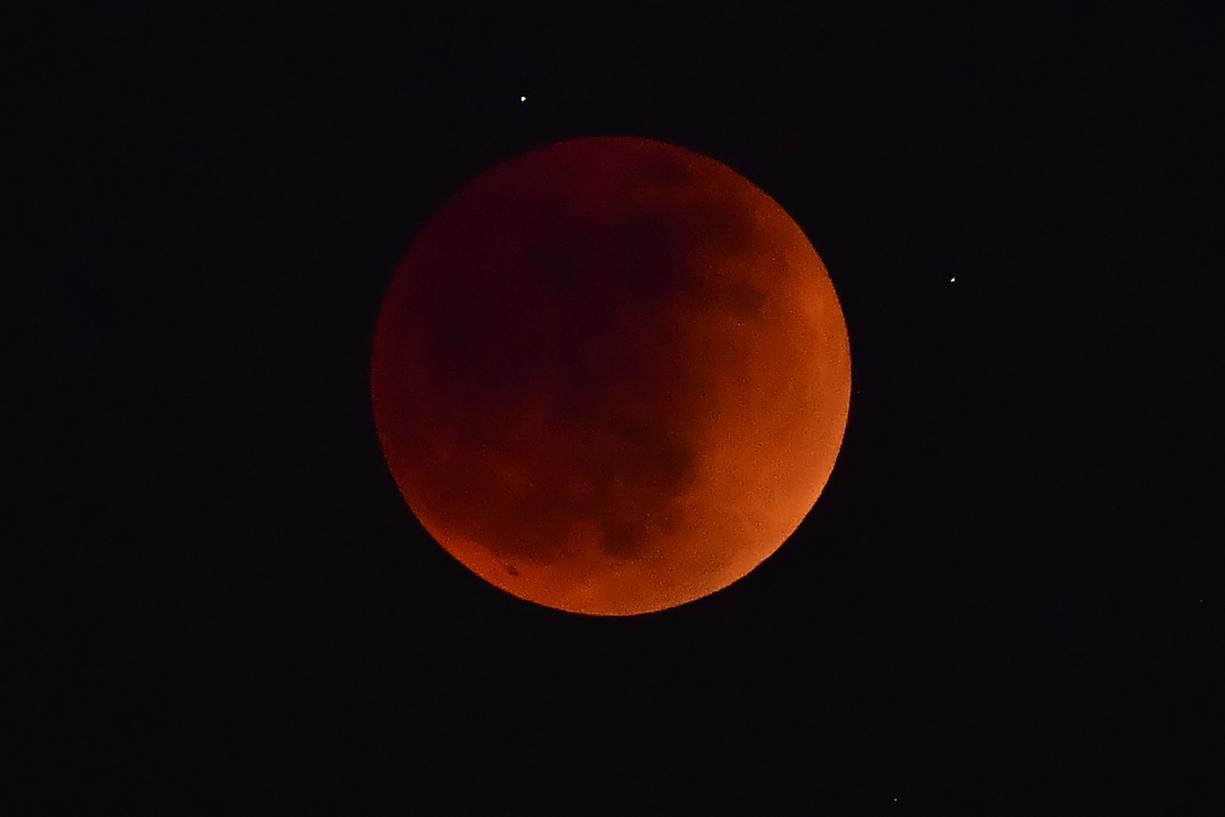 L'éclipse lunaire du 16 mai 2022 en images