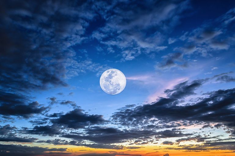 Observeras-tu la super lune ce soir?