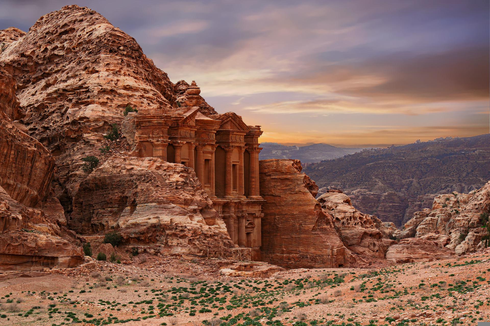 « Merveilles du monde moderne » :  allons faire un tour à Pétra, en Jordanie ! (photos)
