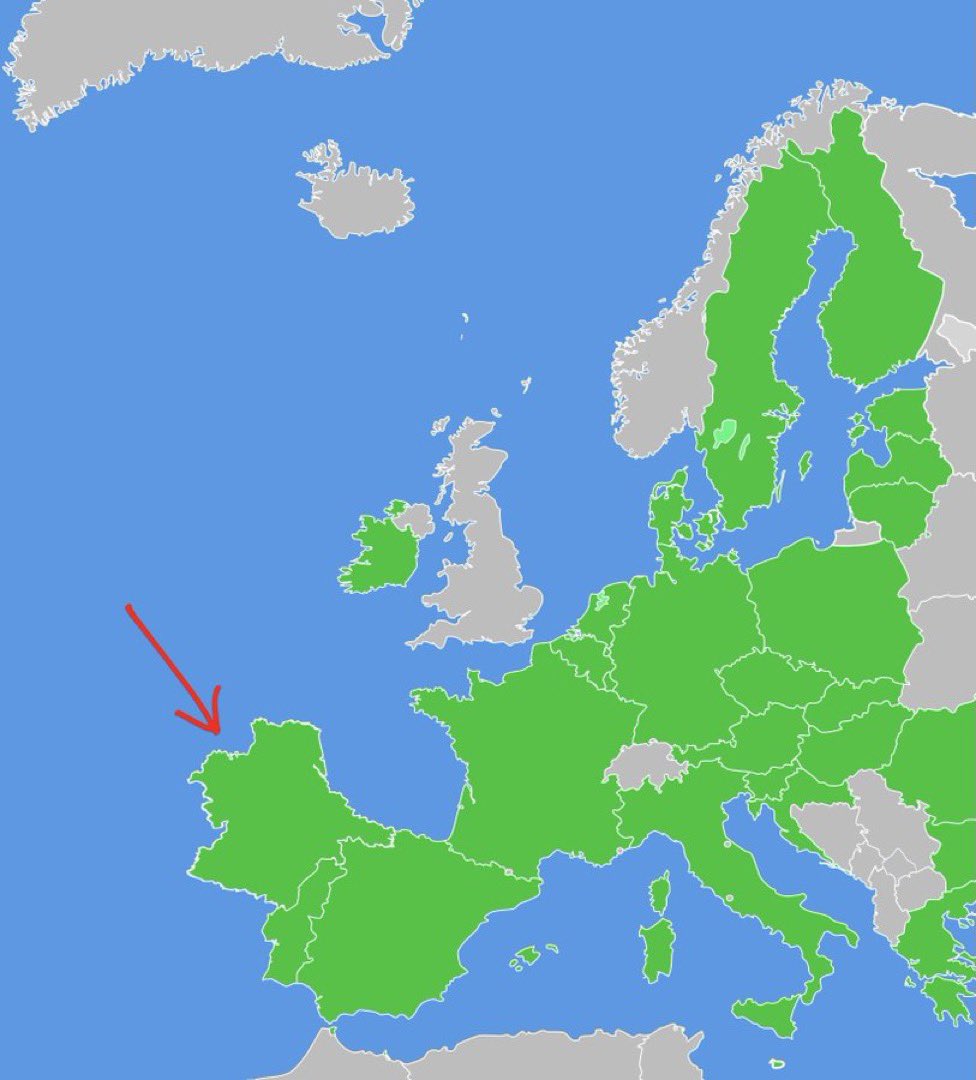 Juste à côté de l'Espagne et du Portugal... le Listenbourg, ce pays qui affole les internautes se construit d'heure en heure.