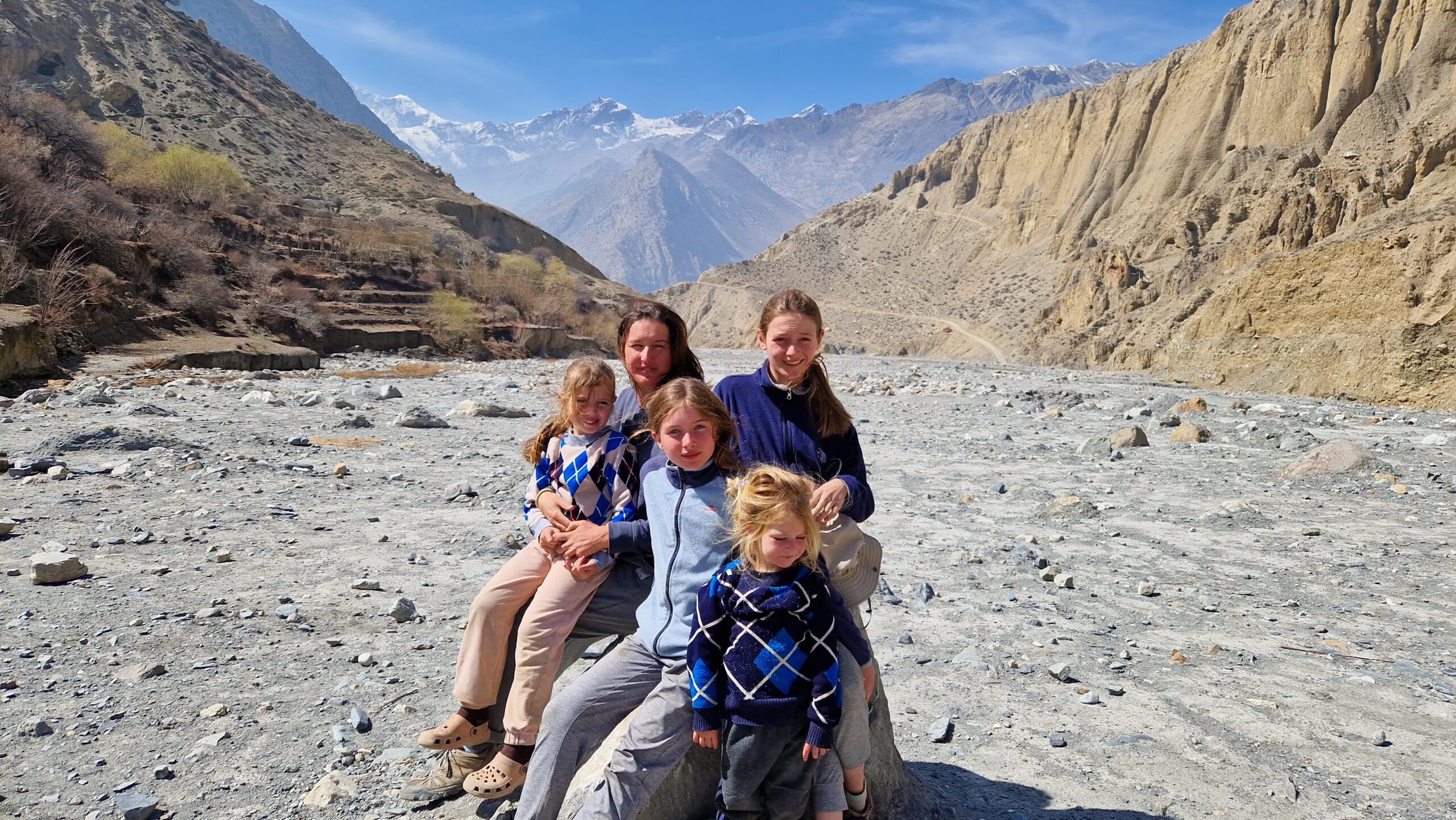 Olivia et Jill ont marché en famille sur les flancs de l'Annapurna, dans l'Himalaya