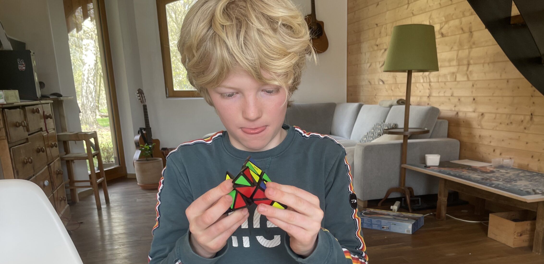 Aloïs, 11 ans, peut résoudre un Rubik’s Cube en moins de 20 secondes