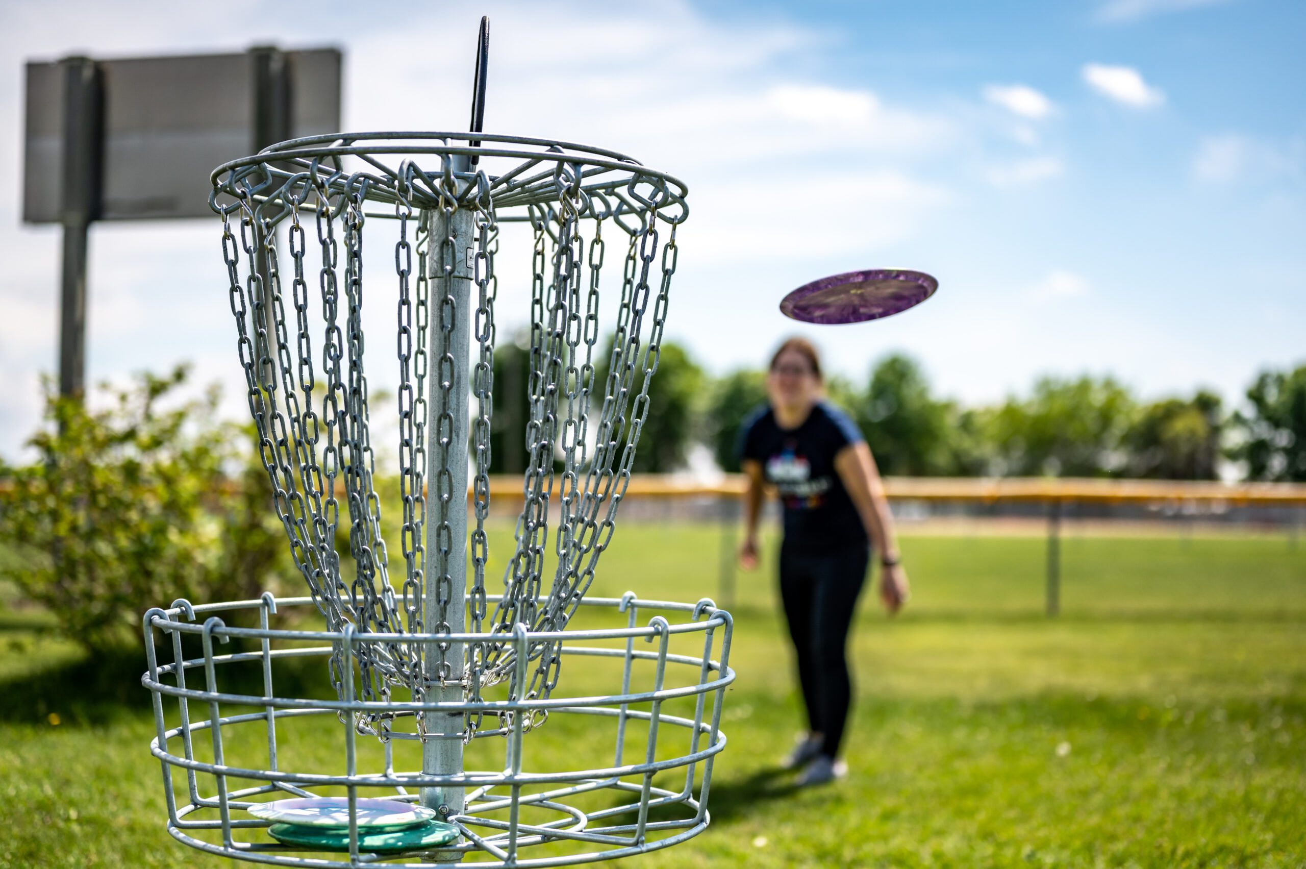 A la découverte de sports insolites: le discgolf, du golf avec un frisbee? (1/4)
